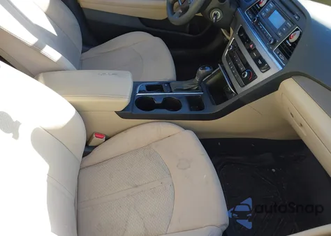 2015 Hyundai Sonata Se z USA, uszkodzony, nr VIN 5NPE24AF7FH205417